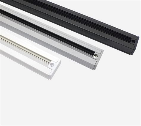 single circuit track caribou