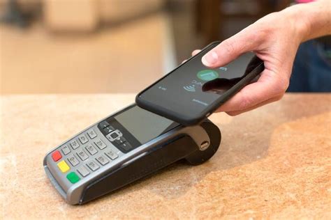 Tecnología contactless Qué es y cómo dinamiza los pagos SAP Concur