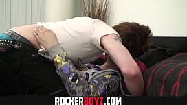 Horny Lohan Spies On A Wanking Boy Outdoors XNXX