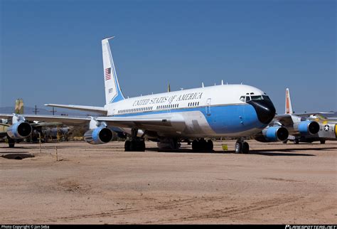 58 6971 United States Air Force Boeing 707 153B VC 137B Photo By Jan