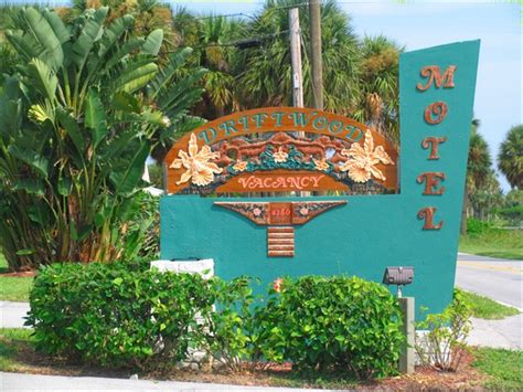 Driftwood Motel and Cottages of Jensen Beach, Florida