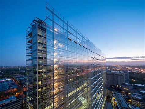 Jean Nouvel Biografia E Opere Di Jean Nouvel Architetto E Designer