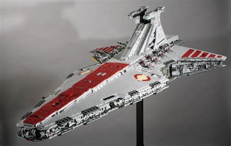 Venator Class Star Destroyer Monster Lego Leganerd