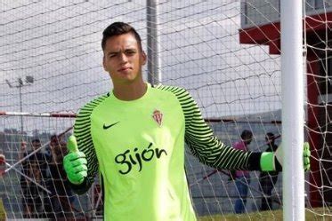 Chivas Tiene Nuevo Portero Scar Whalley