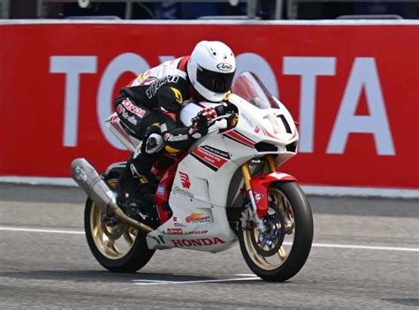 IDEMITSU Honda Racing India Riders Show Steady Performance In Race 1 Of ...