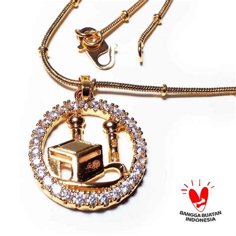 Promo Vee Model Lapis Emas K Bergambar Kabah Set Kalung Liontin