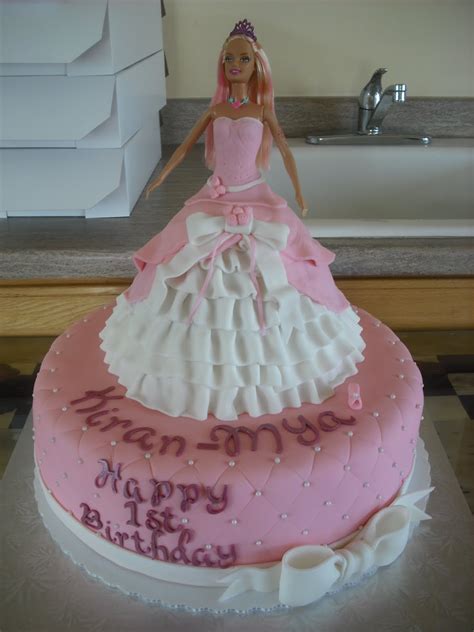 Easy Barbie Birthday Cakes