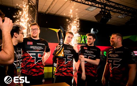 Cs Go Faze Clan Bate Ence E Campe Da Esl Pro League Season