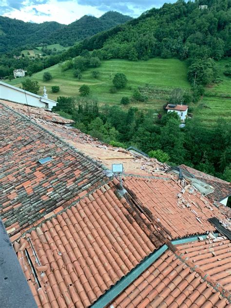 Il Maltempo Flagella Anche Berzo San Fermo Tetti Scoperchiati E