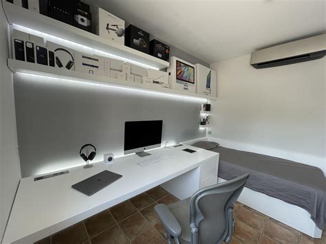 Bedroom setup used for studying : r/setups