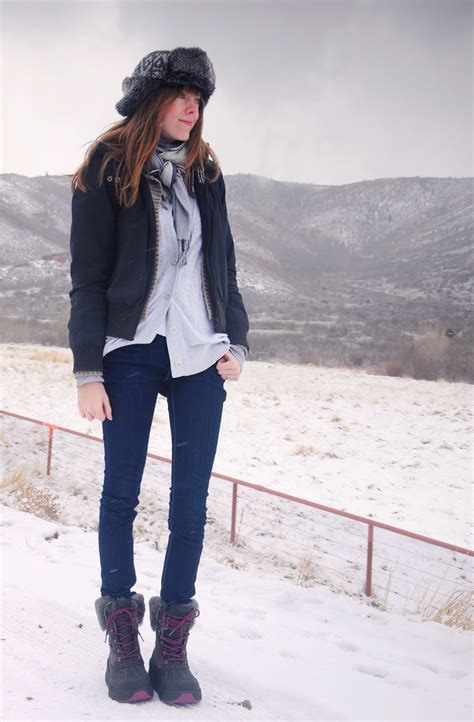 SNOW BOOTS - Wearing the UGG Hoka winter boot ~ Thread Ethic | Modest ...