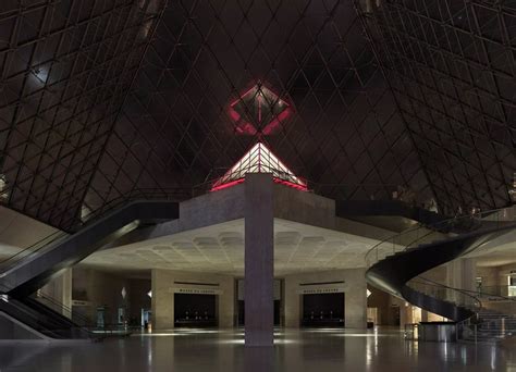 Airbnb is teaming up with the Louvre for the sleepover of a lifetime ...