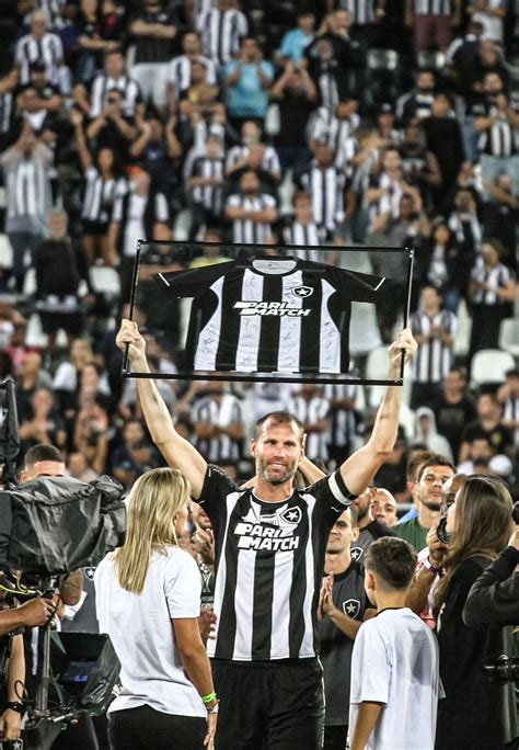 Botafogo F R On Twitter O Segundo Estrangeiro Mais Jogos Pelo