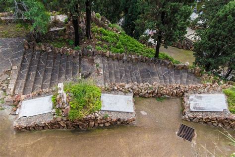 Sepulturas E Passeio No Cemit Rio De Montjuic Barcelona Espanha