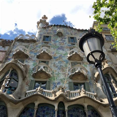 Sightseeing Maps For Exploring Gaudi S Unesco Sites In Barcelona