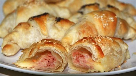 Croissants salés au jambon