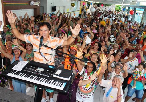 Carnaval Da Melhor Idade Anima Idosos Da Rede Socioassistencial Portal Pa