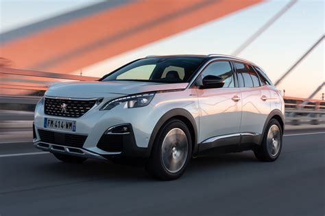 New Peugeot 3008 Hybrid4 2020 review | Auto Express