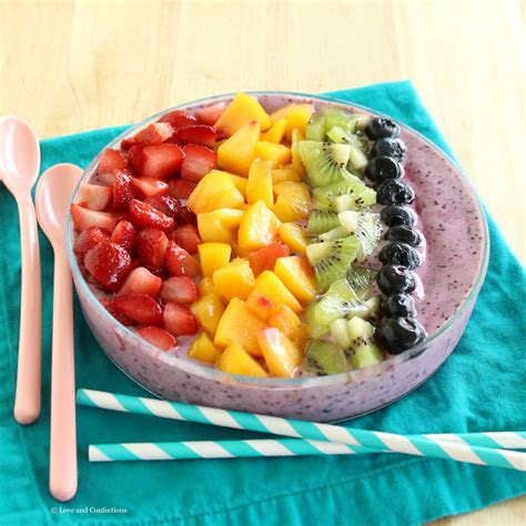 Rainbow Smoothie Bowl