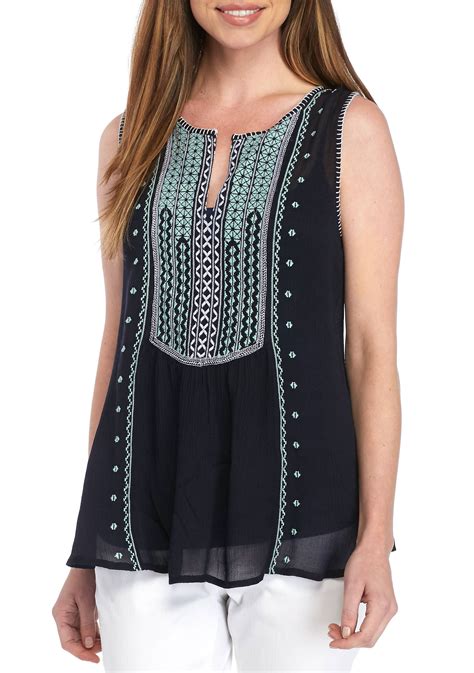 Crown & Ivy™ Sleeveless Embroidered Top | Embroidered top, Tops ...