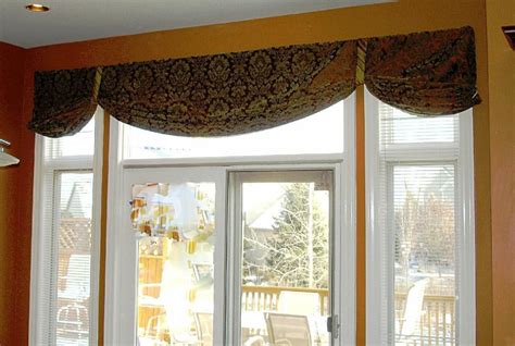 Charming Valances for Living Room | Window Treatments Design Ideas