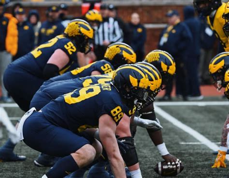 Michigan Football Depth Chart Update Halfway Through Fall Camp Maize