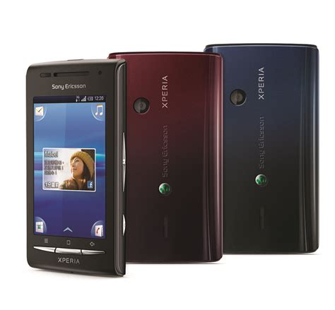 香港 Sony Ericsson 推出預載 Andorid 2 1 的黑色版 Xperia X8