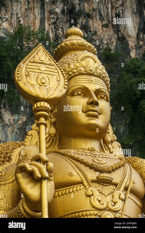 Gros Plan Sur La Face De La Statue De Murugan Tugu Dewa Murugga Dans