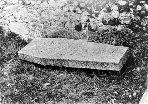 The Mortsafe An 18th Century Invention Designed To Protect Graves