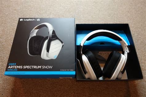 Logitech G933 Artemis Spectrum Snow Wireless 7 1 Gaming Headset White Audio Headphones