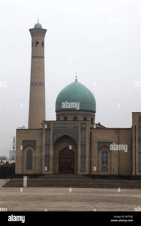 Dzhuma Mosque In Uzbekistan Tashkent Stock Photo Alamy