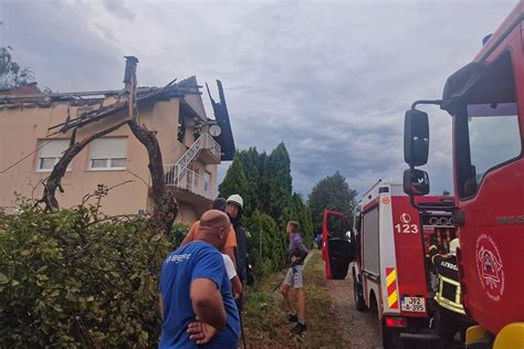 Snažan udar groma u Čelincu Izgorjelo potkrovlje kuće BN