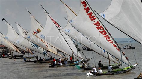 PERAHU LAYAR | ANTARA Foto