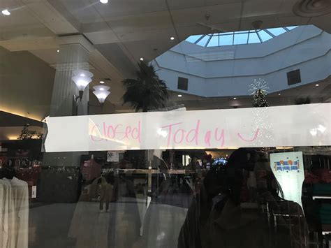 Jcpenney At Sunrise Mall Evacuated After Leak Floods Part Of Store