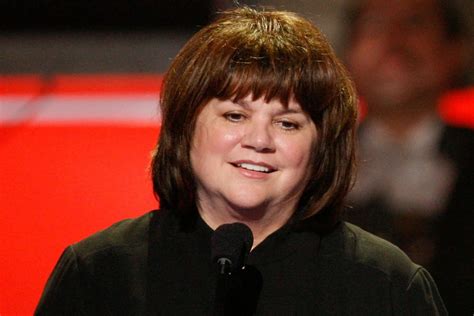 Linda Ronstadt Shares Parkinson's Update