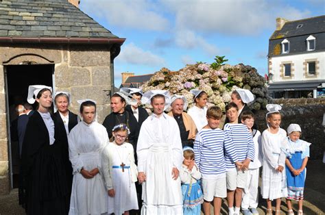 Perros Guirec Les Fid Les Au Pardon De La Clart Sans La Grande