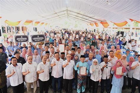 Penyampaian Kelulusan Skim Tanah Rakyat Generasi Baru Felda Dan Suratan