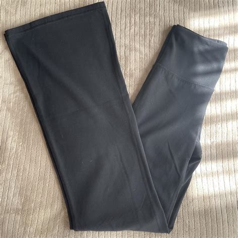 Athleta Flare Leggings Perfect For The Upcoming Depop