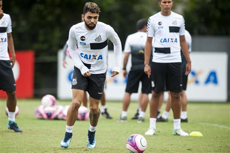 Teste para Gabigol Santos enfrenta Água Santa em jogo treino nesta