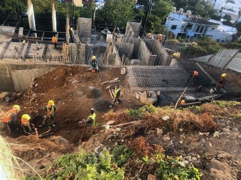 Exigen vecinos detener torre de 9 pisos en Cerro del Vigía Paralelo 23