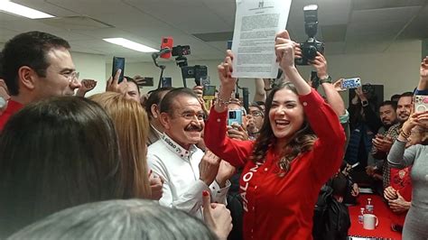 Paloma Sánchez se registra por la candidatura al Senado de la República