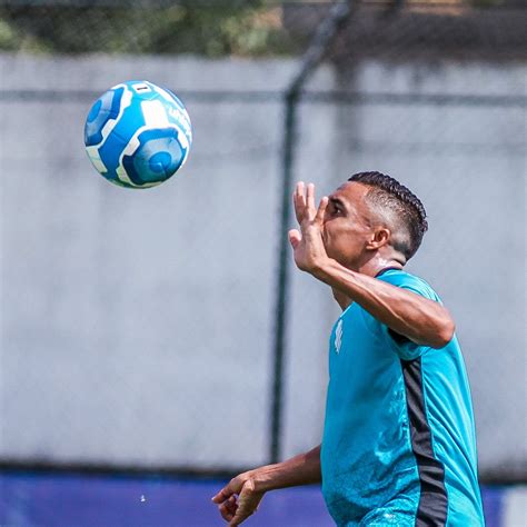 CSA on Twitter Preparação finalizada O técnico Vinícius Bergantin