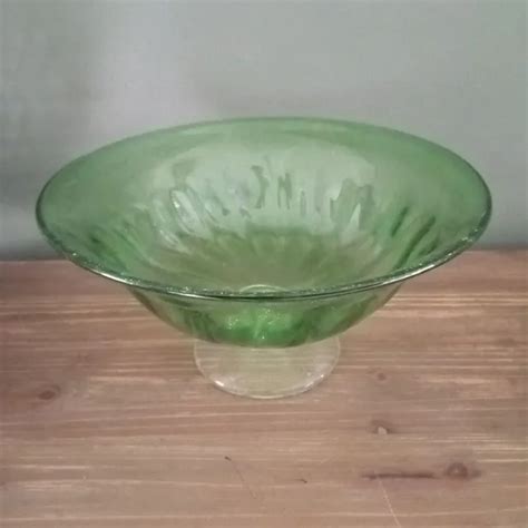 ANCIENNE COUPE SUR Pied En Verre Souffle Vert EUR 60 00 PicClick FR