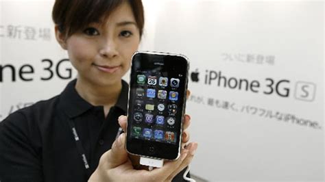 El nuevo iPhone 3GS intenta conquistar su mercado más difícil