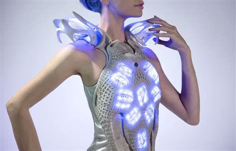 interactive fashion technology - Google Search | Moda del futuro