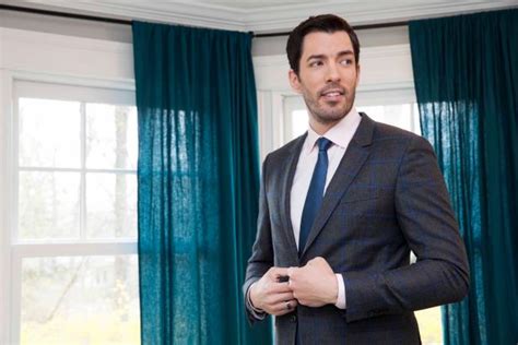 The Best Pictures Of Drew Scott From Hgtvs Property Brothers And