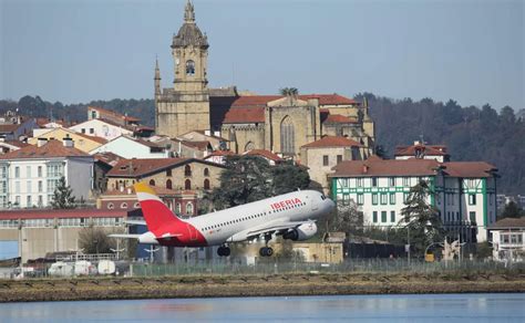 Las Instituciones Presionan Para Aumentar Los Vuelos Entre Hondarribia