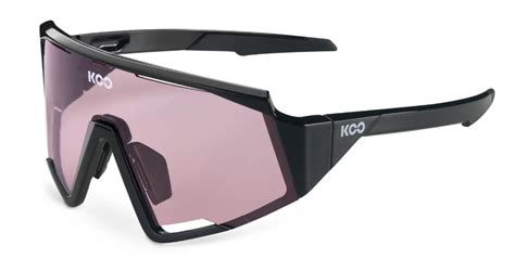 Koo Spectro Black Sunglasses Photochromic Pink Lens Pmc