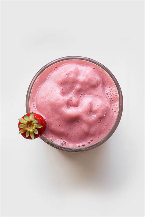 The Best Strawberry Banana Smoothie