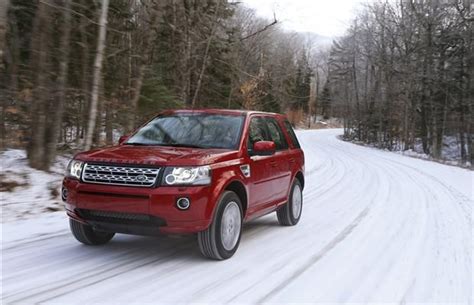 Preview 2013 Land Rover Lr2 Driving